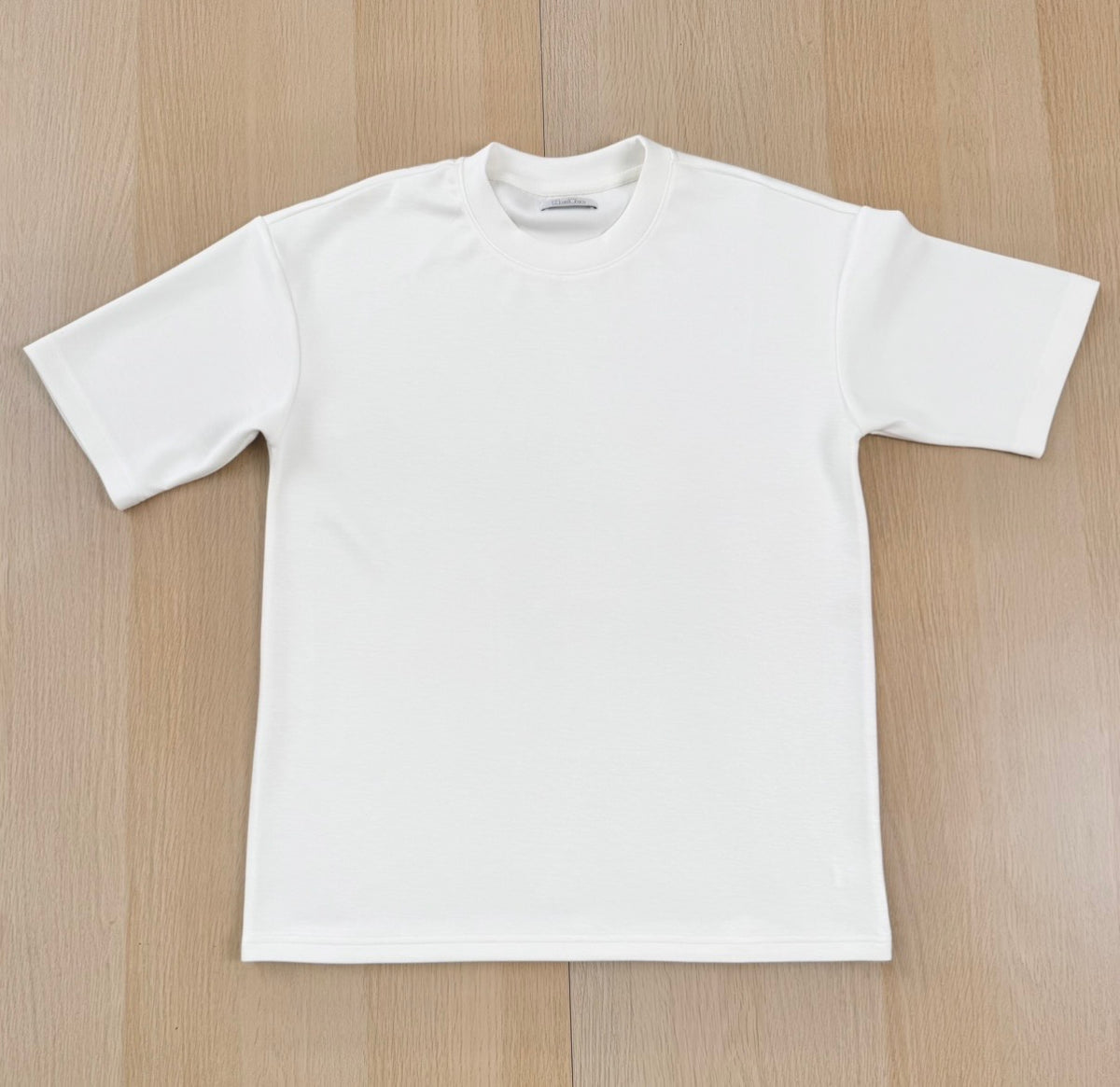 NewTee — T-Shirt